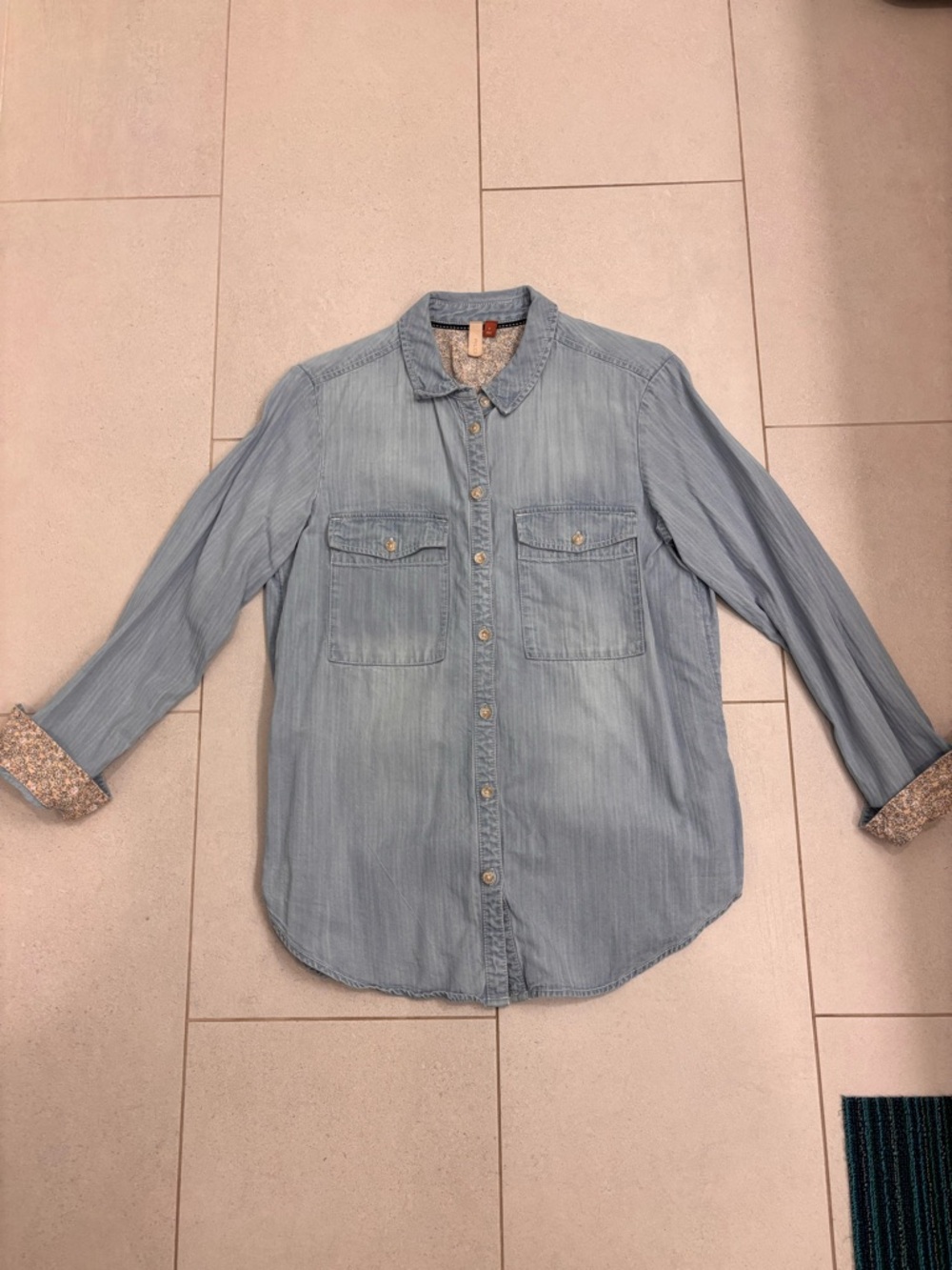 Anthropology Pilcro Light Wash Denim Button-Up Shirt with cuff print detail